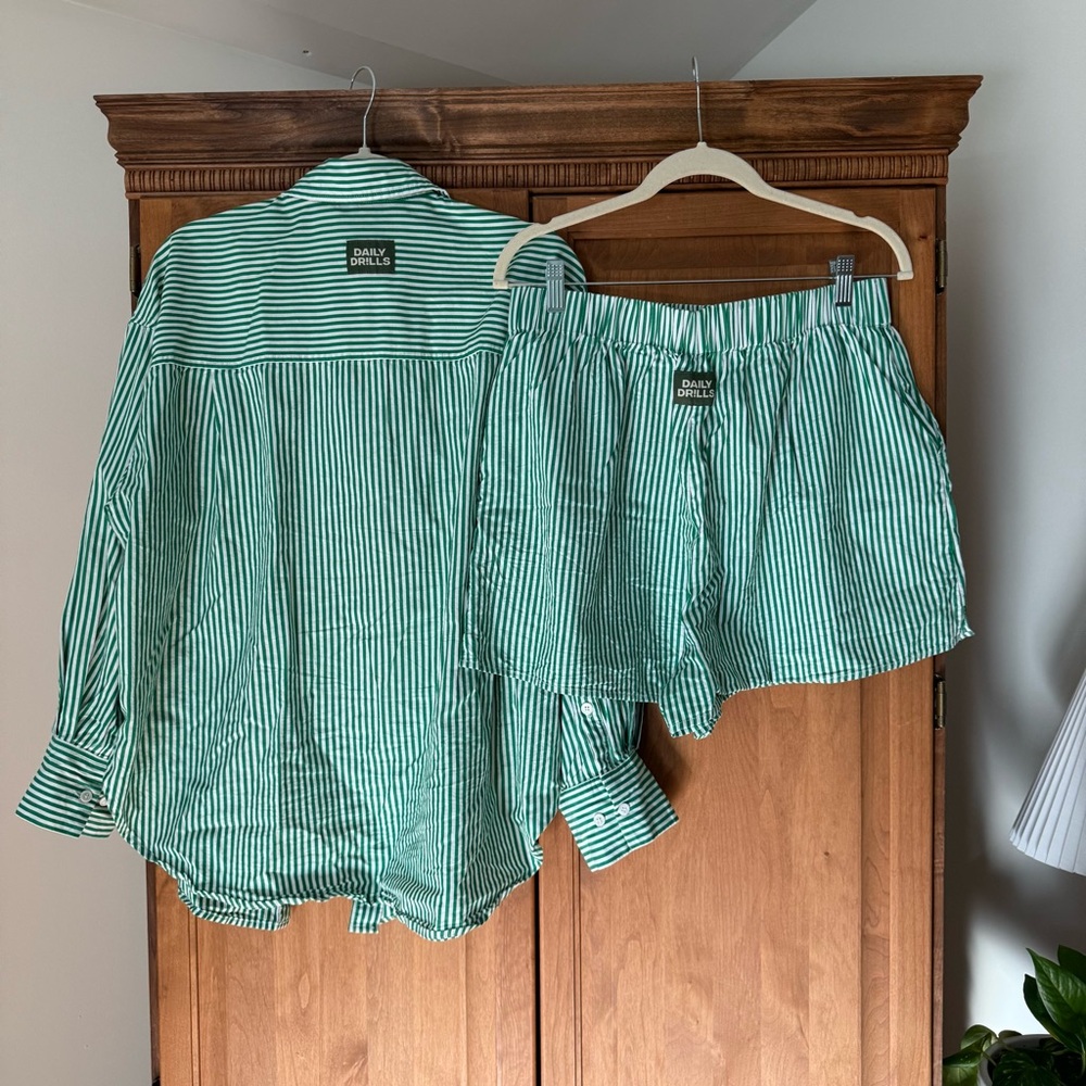 daily drills striped poplin set